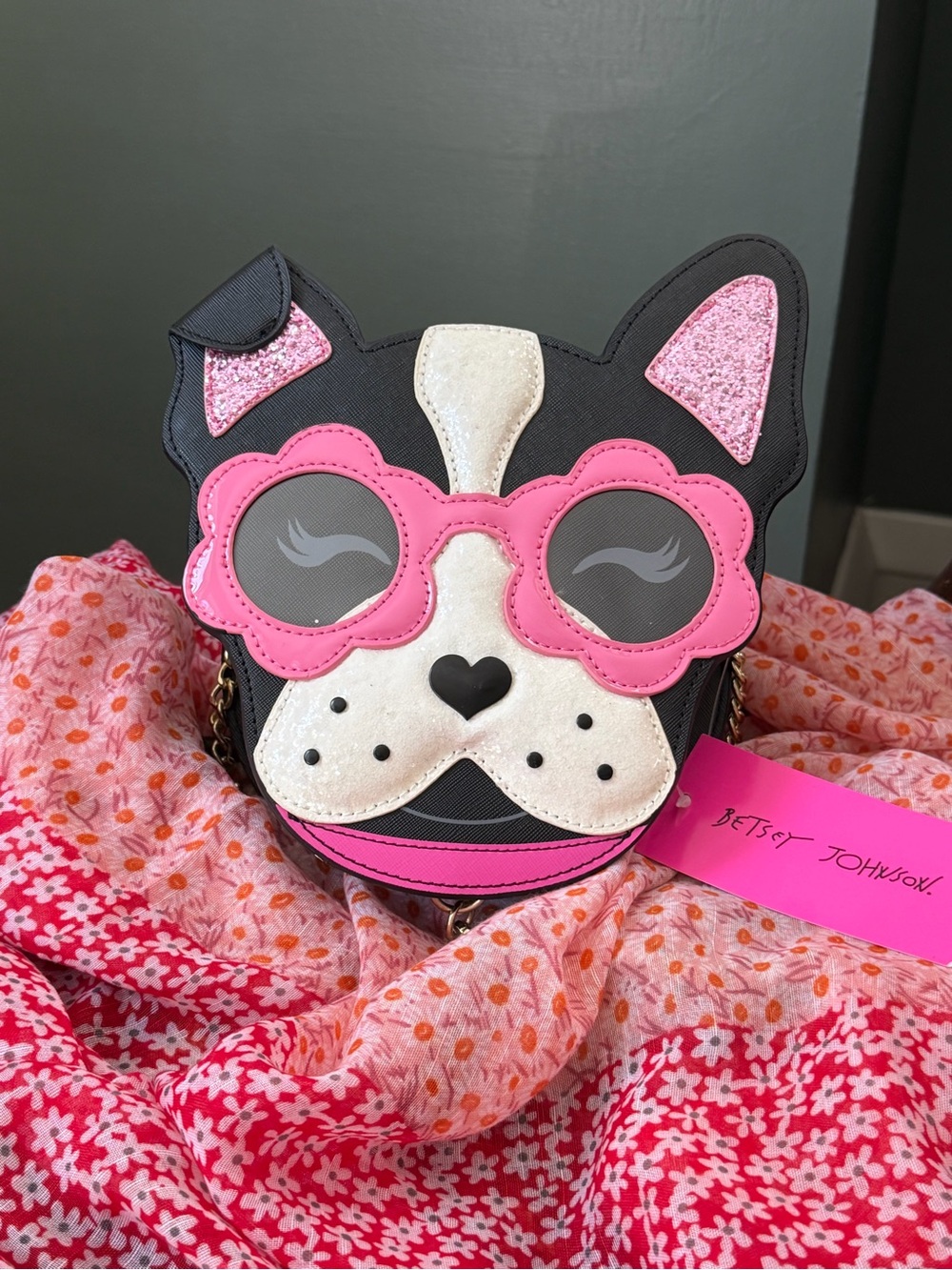 Betsey Johnson XOPUP Puppy in Sunglasses Crossbody Bag Black Pink NWT